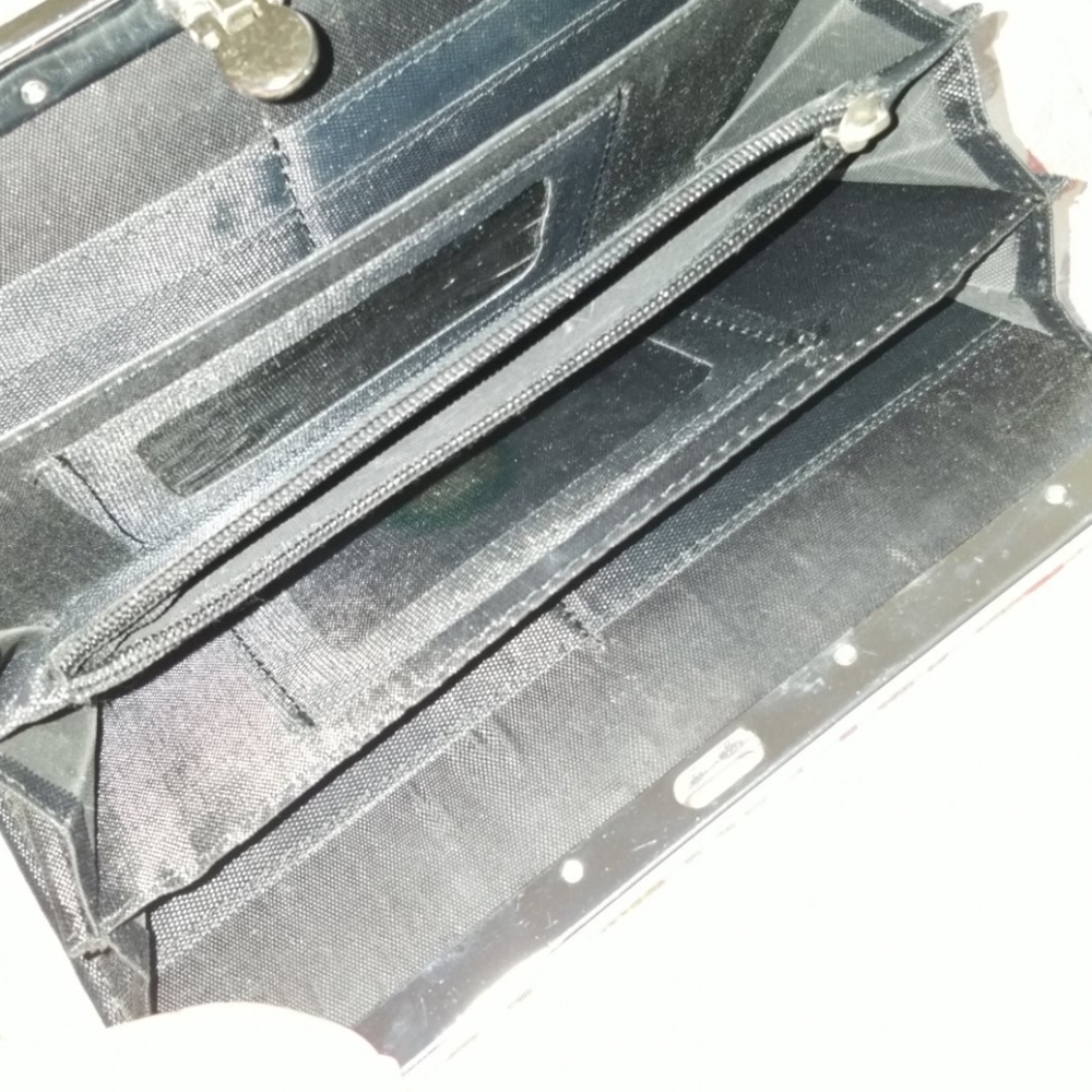 Wallet - Picture 5 of 6